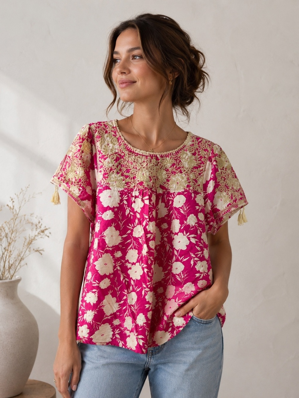 Savanna Jane  embroidered top Nwot size small
